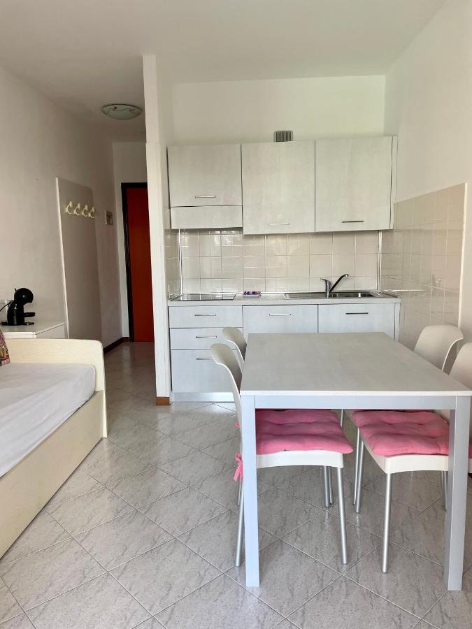 Residence La Duna Lignano Sabbiadoro Exteriör bild